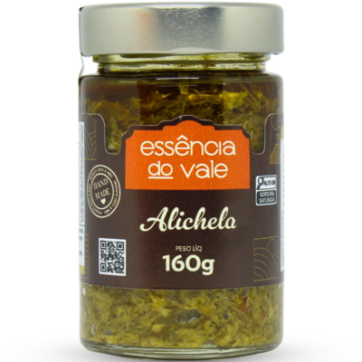 Pote de alichela para antepasto. Ingredientes: Salsinha, azeite de oliva, óleo de girassol, filé de sardinha anchovado, vinagre de maçã, alho e pimenta dedo de moça.